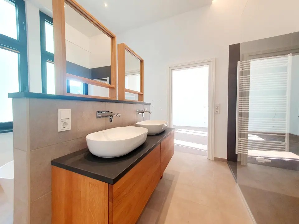 4 Zimmer Wohnung mit 140 m² in Saarbrücken – Bild 7