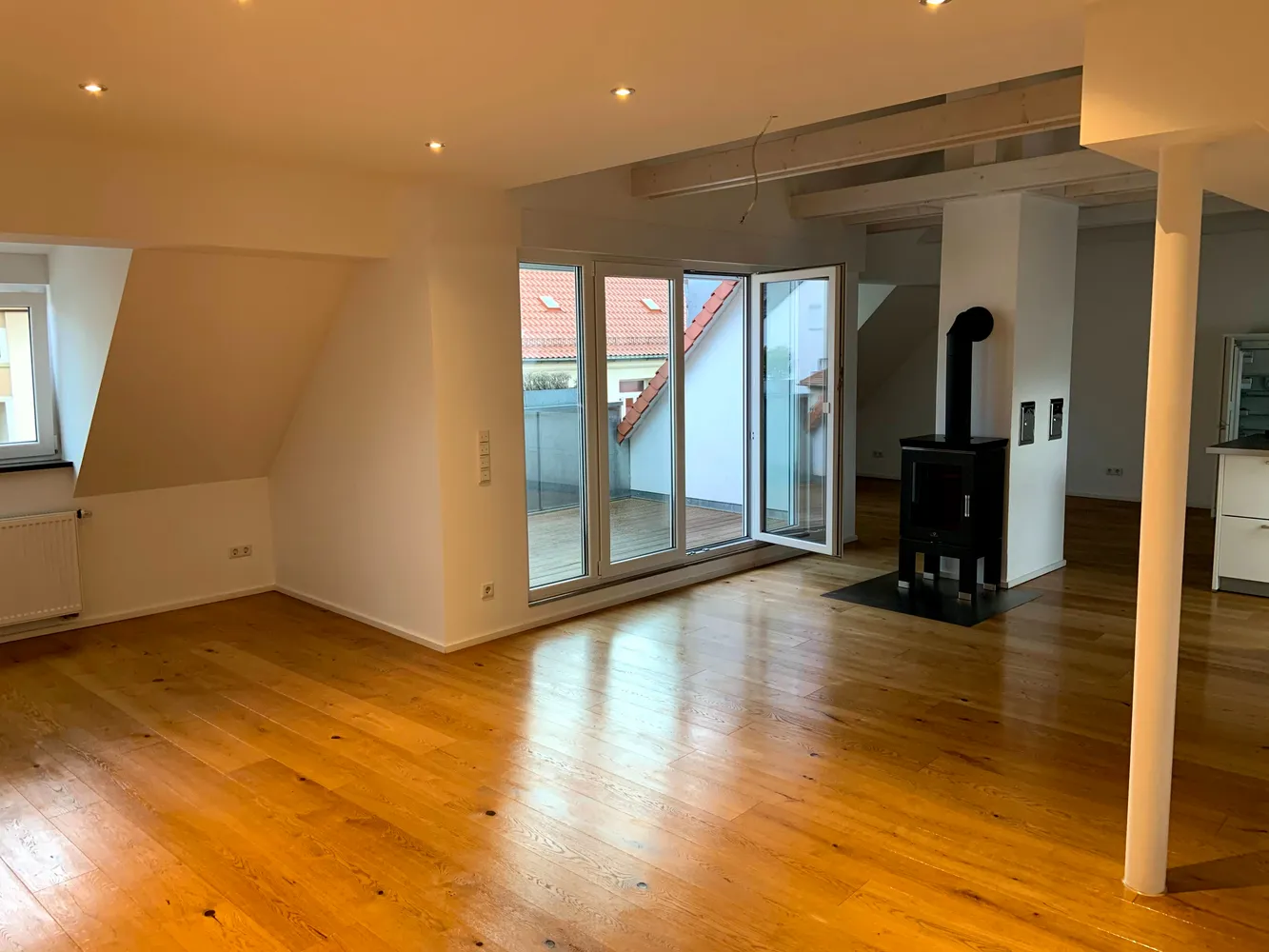 4 Zimmer Wohnung mit 103 m² in Nürnberg – Bild 1