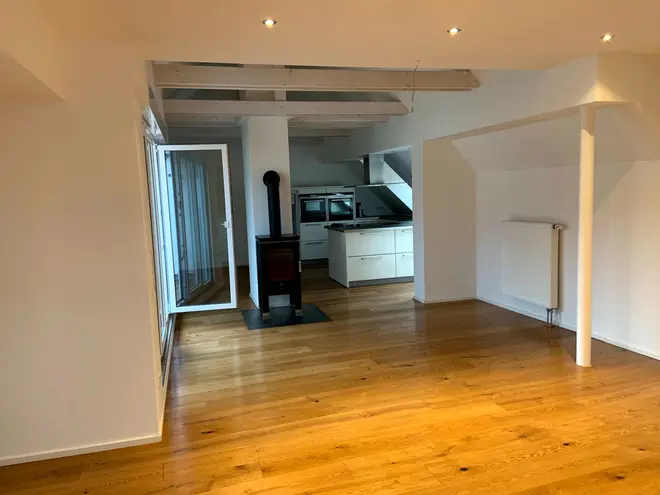 4 Zimmer Wohnung mit 103 m² in Nürnberg – Bild 2