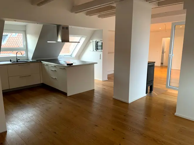 4 Zimmer Wohnung mit 103 m² in Nürnberg – Bild 3