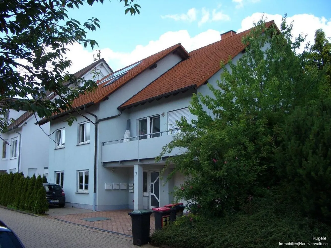 4 Zimmer Wohnung mit 120 m² in Karlsruhe – Bild 1