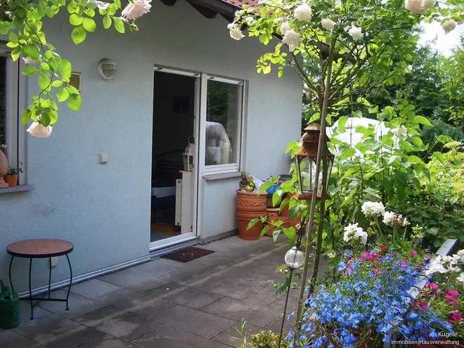 4 Zimmer Wohnung mit 120 m² in Karlsruhe – Bild 3