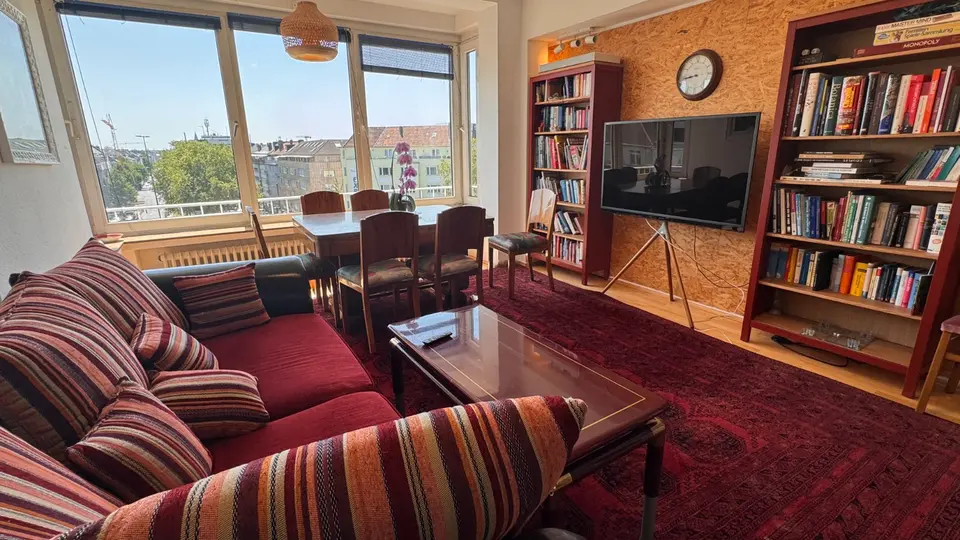 WG-Zimmer mit 125 m² in Düsseldorf – Bild 1