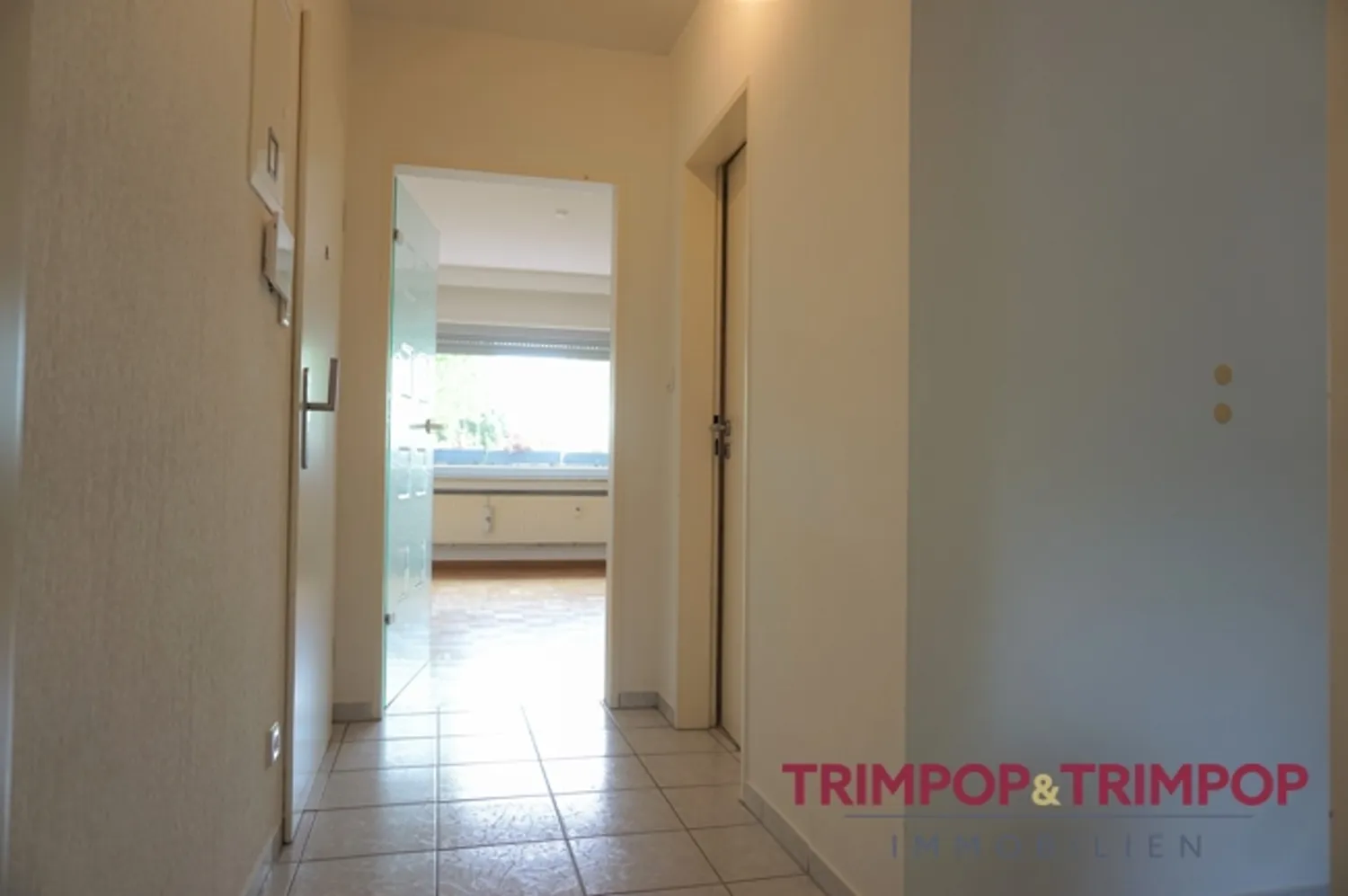 4 Zimmer Wohnung mit 120 m² in Krefeld – Bild 3