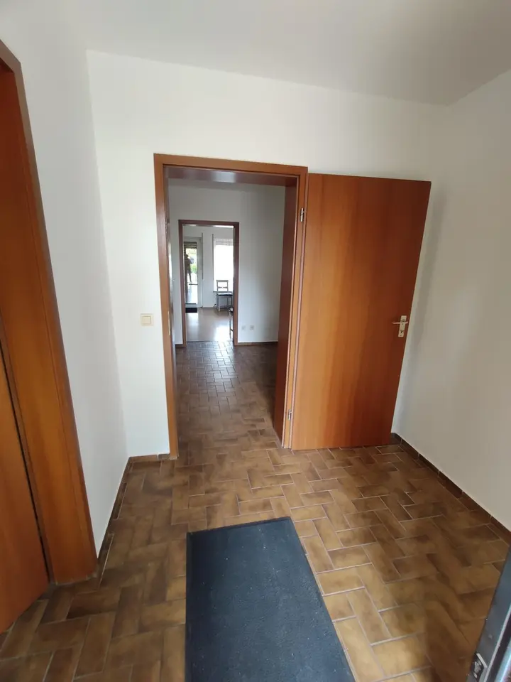 8 Zimmer Haus mit 250 m² in Offenbach – Bild 4