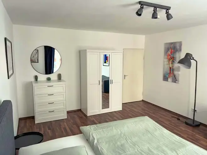 WG-Zimmer mit 30 m² in Frankfurt am Main – Bild 3