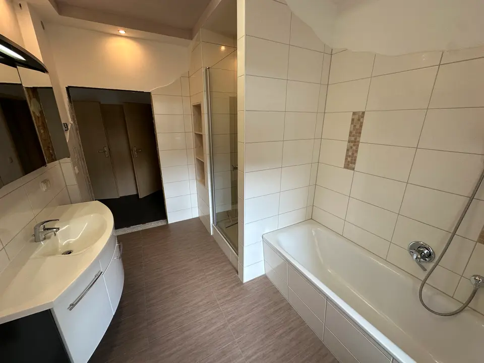 4 Zimmer Wohnung mit 87 m² in Gera – Bild 5