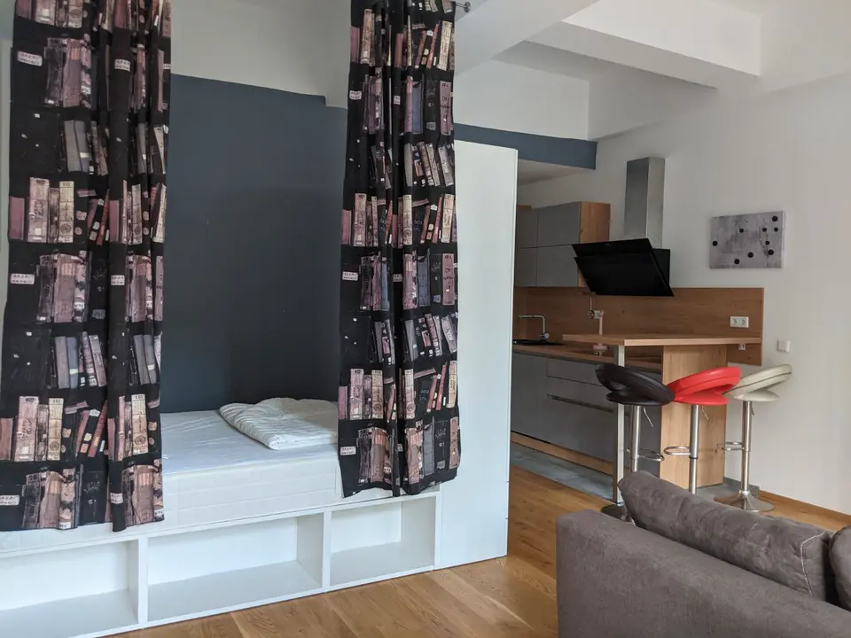 Studio mit 50 m² in Frankfurt am Main – Bild 2