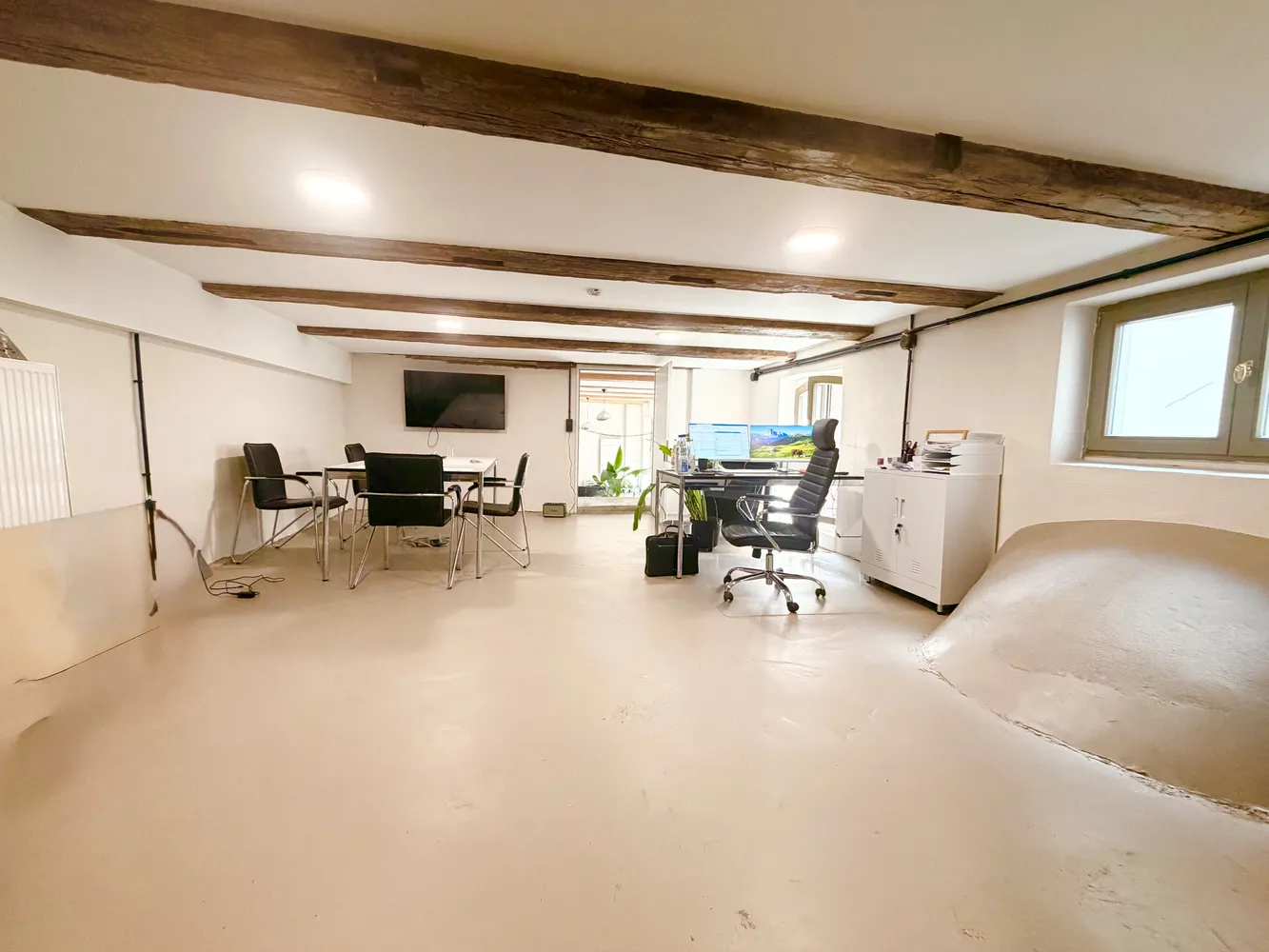 2 Zimmer Wohnung mit 127 m² in Potsdam – Bild 2