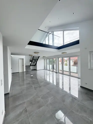 3 Zimmer Wohnung mit 140 m² in Wiesbaden – Bild 1
