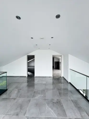 3 Zimmer Wohnung mit 140 m² in Wiesbaden – Bild 11
