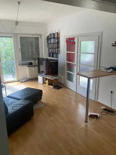 4 Zimmer Wohnung mit 102 m² in Saarbrücken – Bild 3