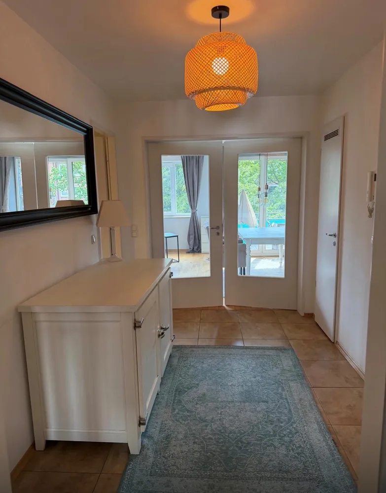 2 Zimmer Wohnung mit 73 m² in Hamburg – Bild 1