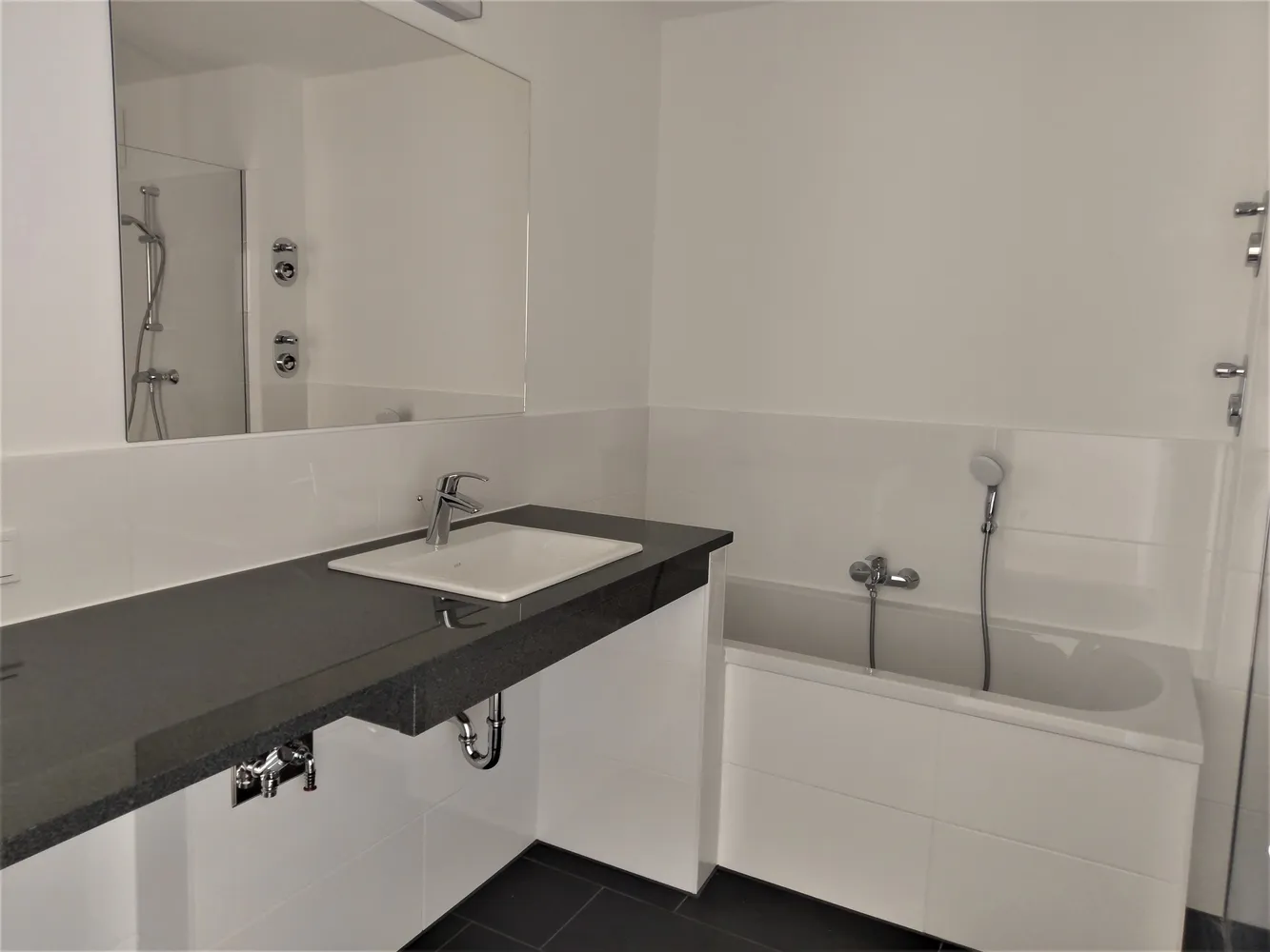 2 Zimmer Wohnung mit 61 m² in Berlin – Bild 3