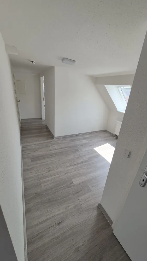 2 Zimmer Wohnung mit 66 m² in Zwickau – Bild 8