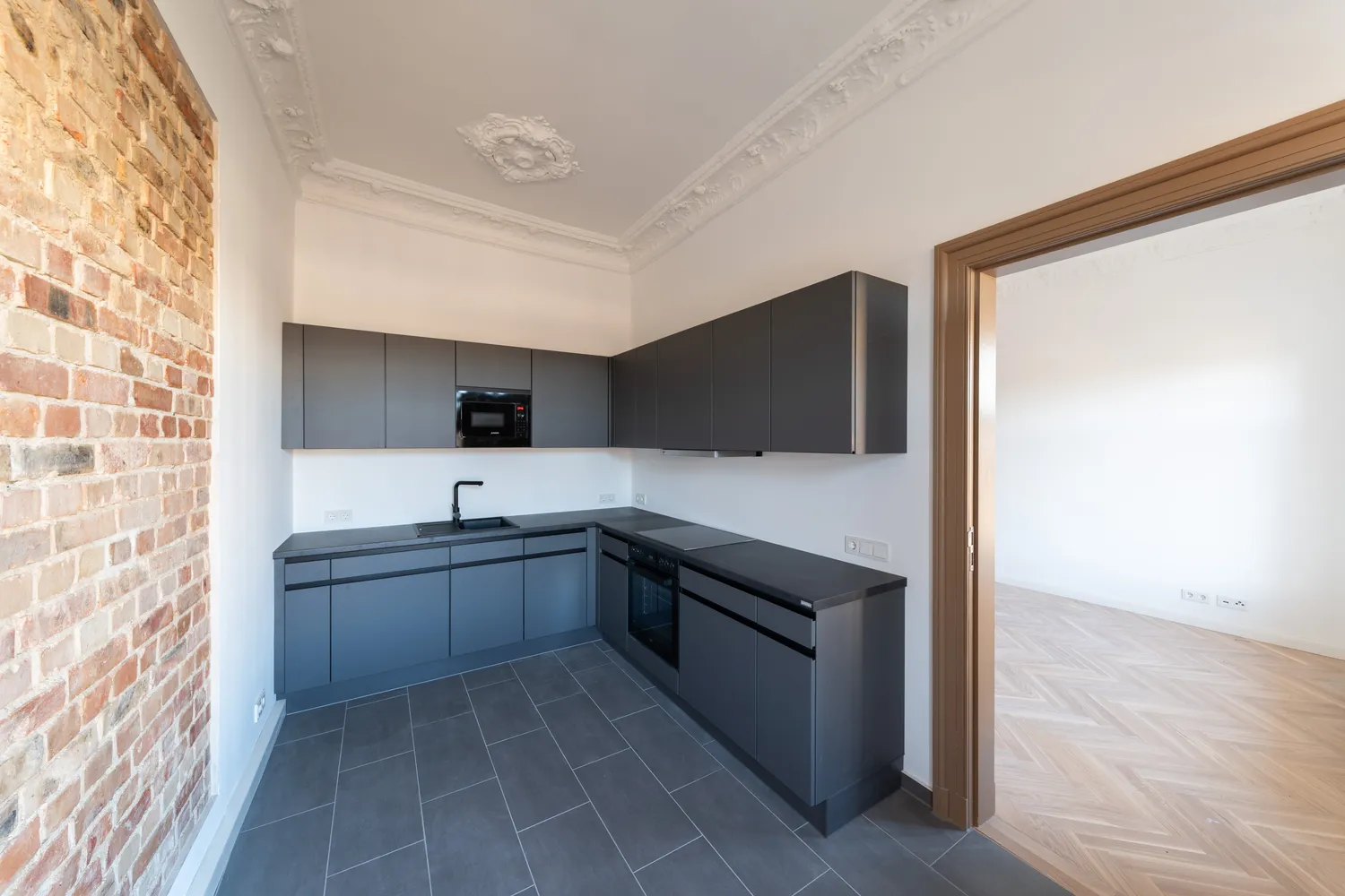2 Zimmer Wohnung mit 39 m² in Halle (Saale) – Bild 3