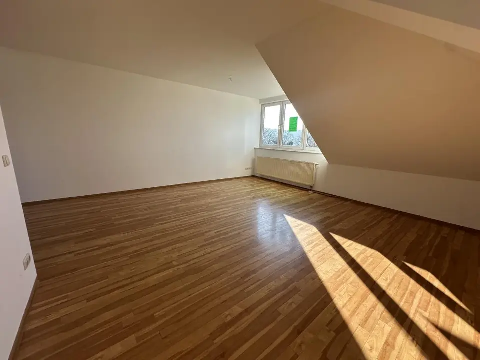 2 Zimmer Wohnung mit 65 m² in Gera – Bild 3