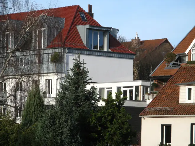 5 Zimmer Wohnung mit 150 m² in Hannover – Bild 2