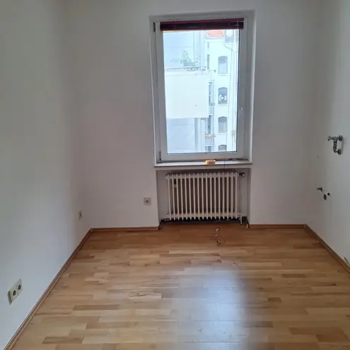 5 Zimmer Wohnung mit 150 m² in Hannover – Bild 7