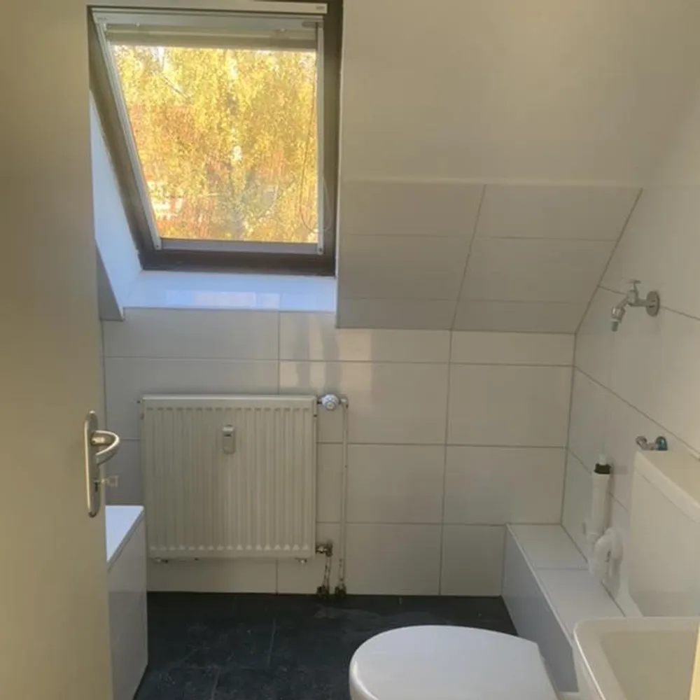 2 Zimmer Wohnung mit 65 m² in Herne – Bild 2
