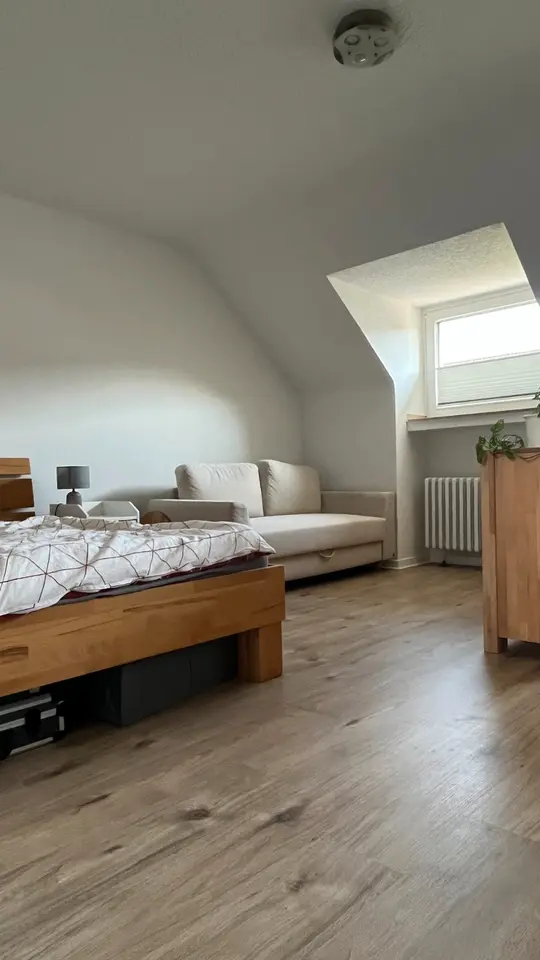 WG-Zimmer mit 64 m² in Brühl – Bild 1