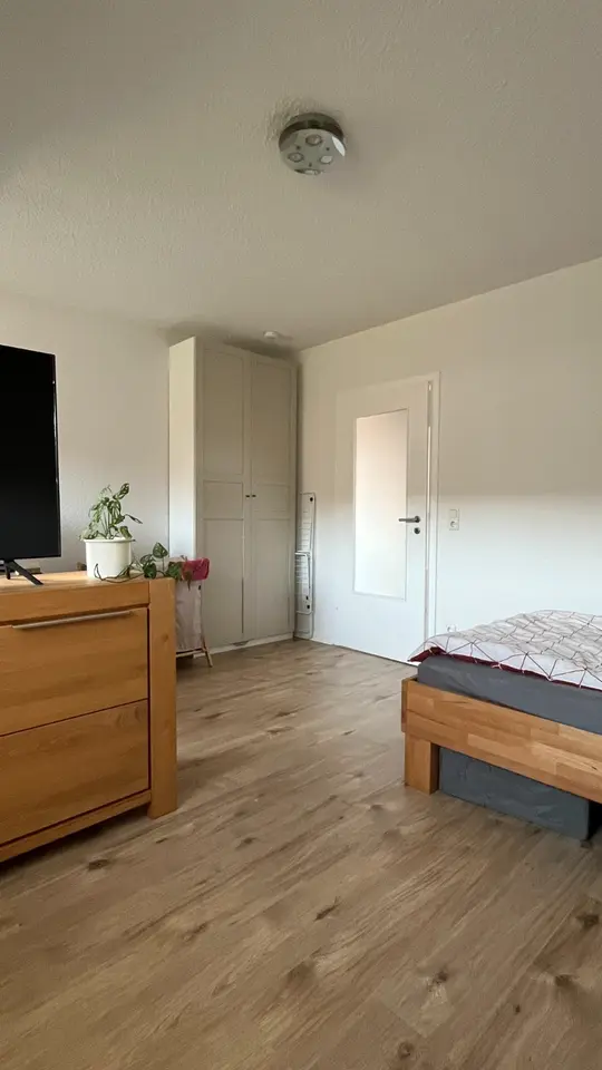WG-Zimmer mit 64 m² in Brühl – Bild 2