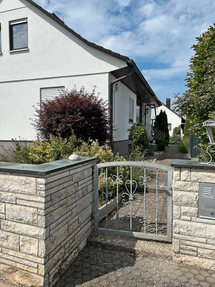 6 Zimmer Haus mit 145 m² in Amberg – Bild 3