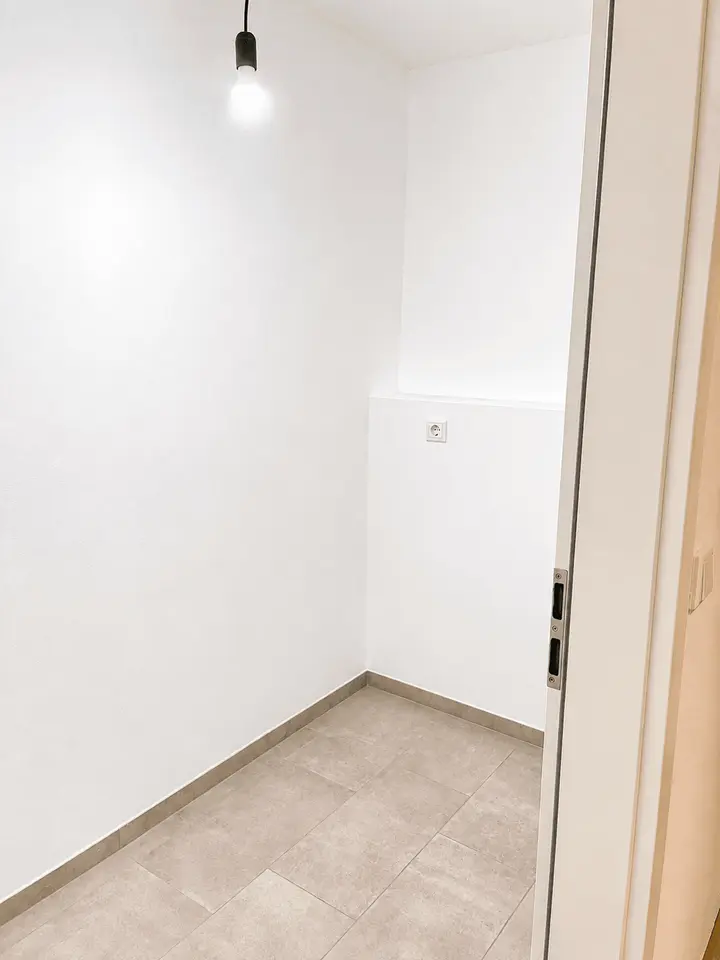 2 Zimmer Wohnung mit 73 m² in Saarbrücken – Bild 9