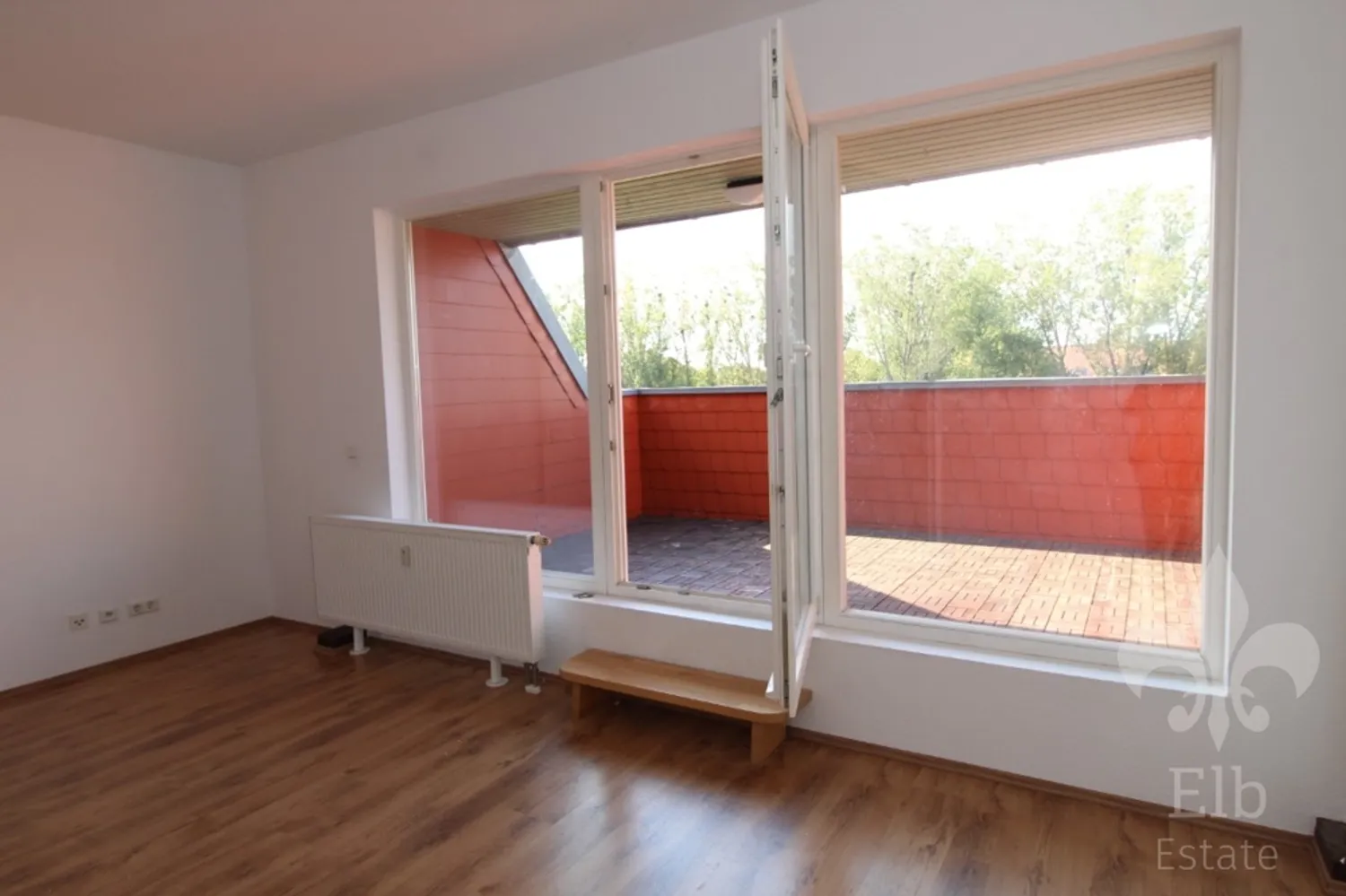 4 Zimmer Wohnung mit 114 m² in Magdeburg – Bild 1
