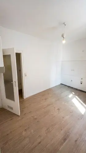 4 Zimmer Wohnung mit 80 m² in Karlsruhe – Bild 11