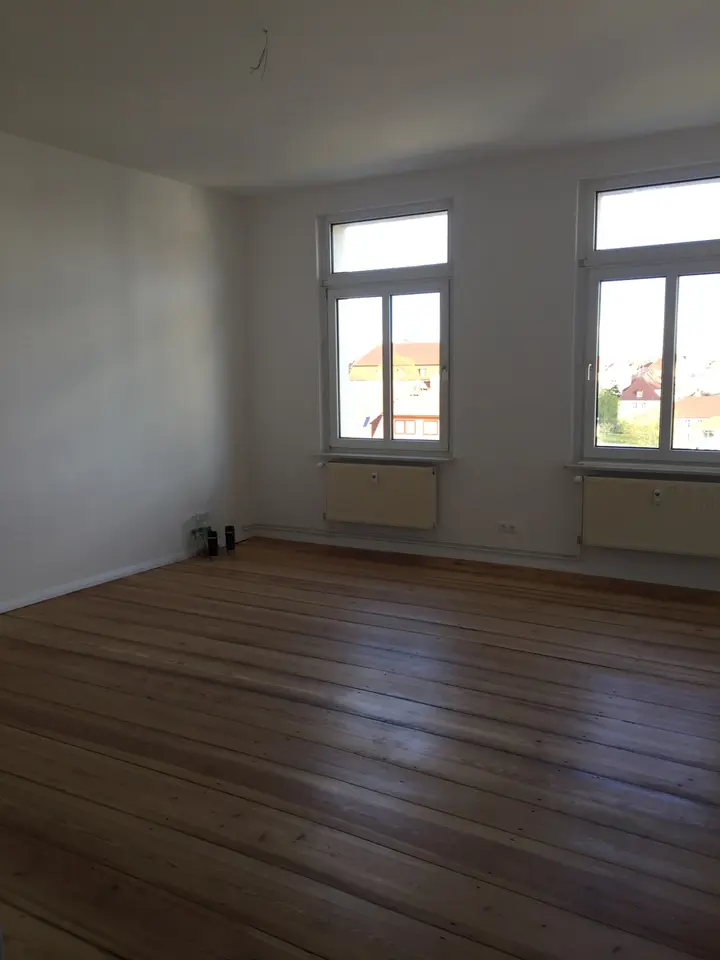 5 Zimmer Wohnung mit 115 m² in Neubrandenburg – Bild 2