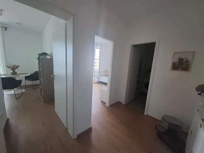 2 Zimmer Wohnung mit 50 m² in Berlin – Bild 6