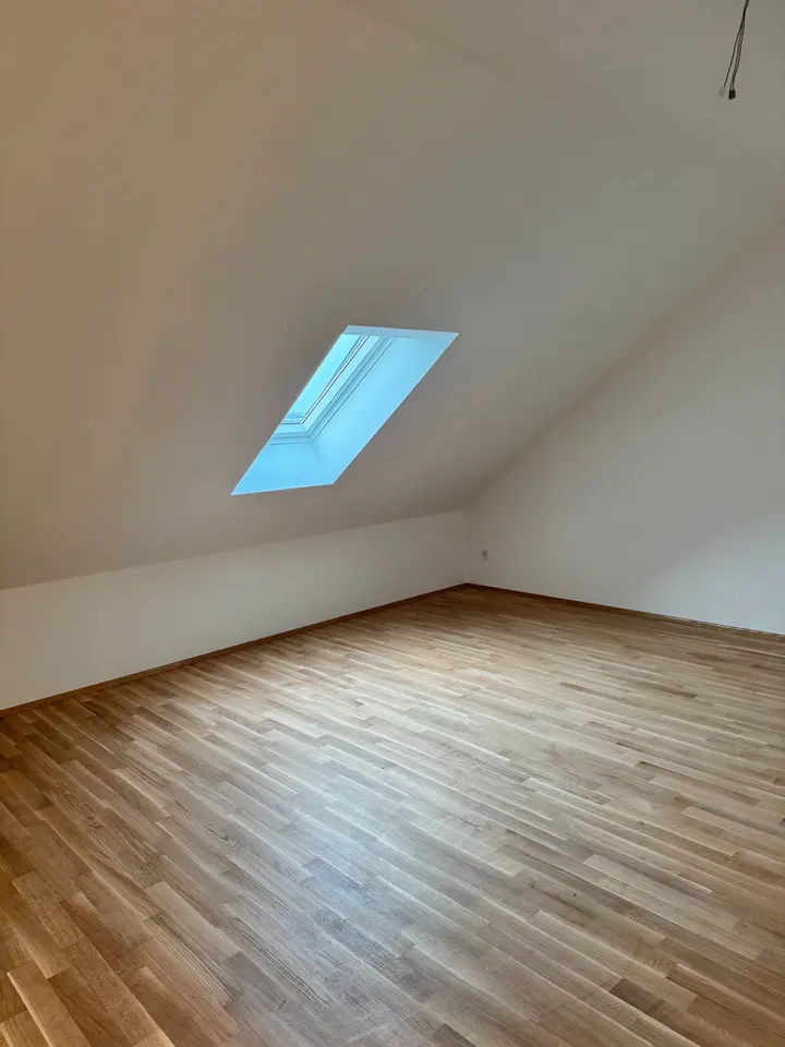 3 Zimmer Wohnung mit 86 m² in Chemnitz – Bild 3