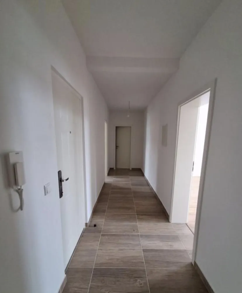 4 Zimmer Wohnung mit 104 m² in Plauen – Bild 1