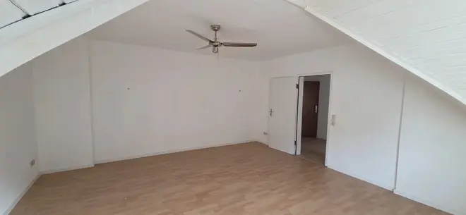 2 Zimmer Wohnung mit 39 m² in Krefeld – Bild 2
