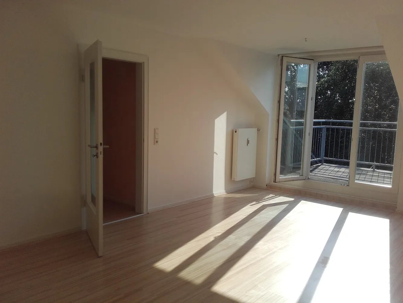 3 Zimmer Wohnung mit 78 m² in Krefeld – Bild 2
