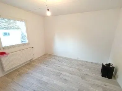 3 Zimmer Wohnung mit 80 m² in Lübeck – Bild 2