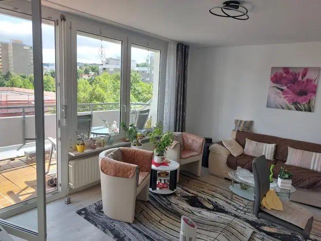 3 Zimmer Wohnung mit 70 m² in Stuttgart – Bild 2