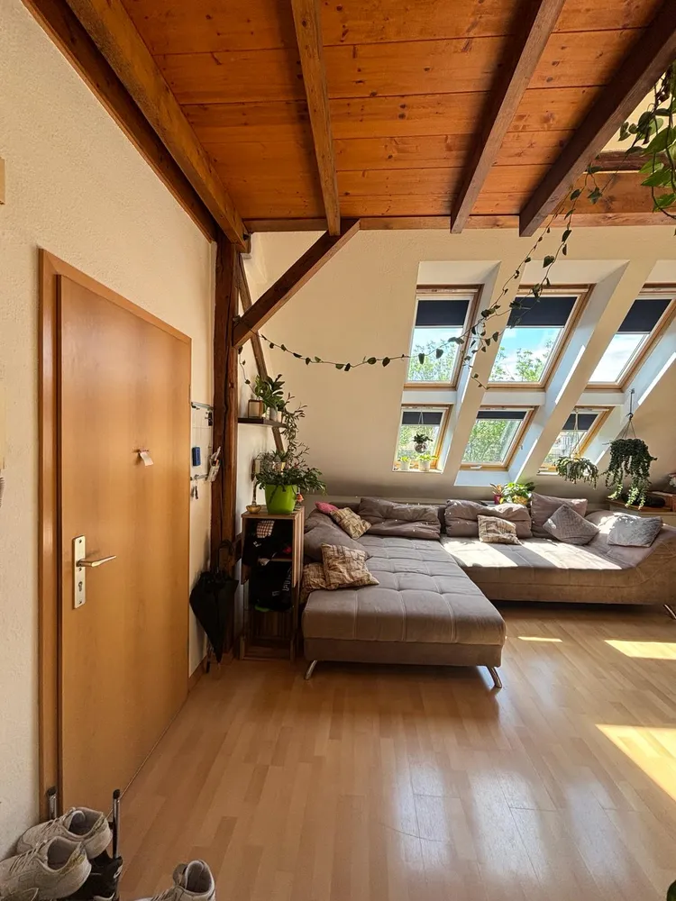 2 Zimmer Wohnung mit 65 m² in Erfurt – Bild 2