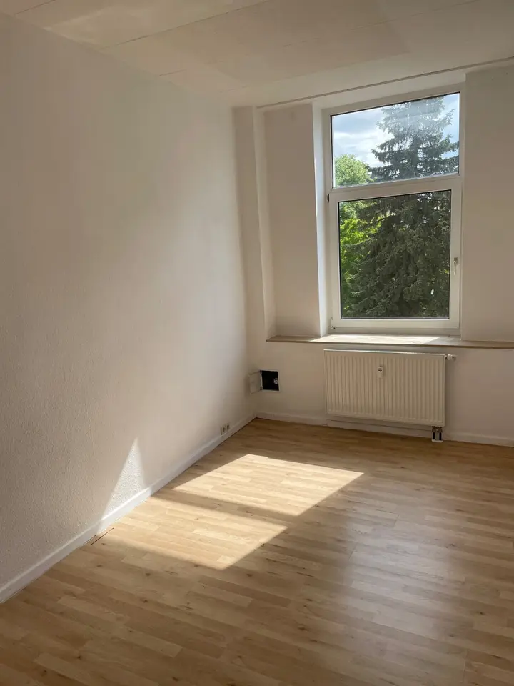 4 Zimmer Wohnung mit 104 m² in Limbach-Oberfrohna – Bild 9