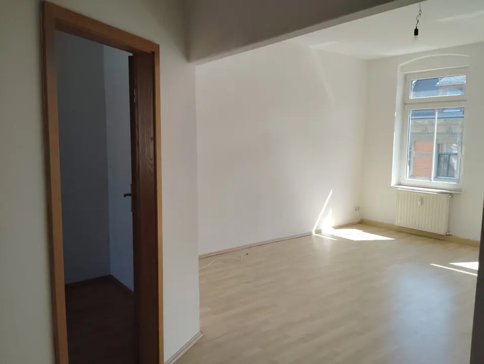 4 Zimmer Wohnung mit 95 m² in Plauen – Bild 1
