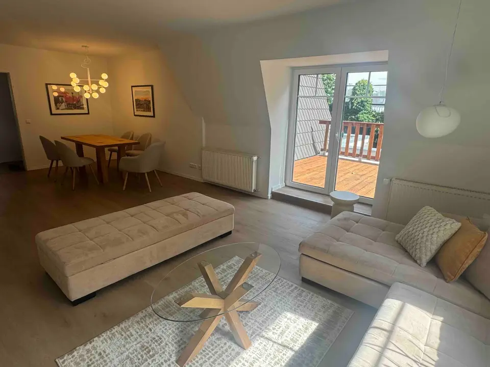4 Zimmer Wohnung mit 135 m² in Norderstedt – Bild 2