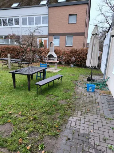 20 Zimmer Haus mit 299 m² in Lübeck – Bild 2