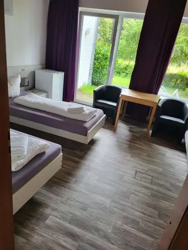 20 Zimmer Haus mit 299 m² in Lübeck – Bild 3