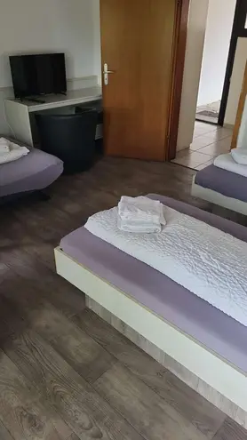 20 Zimmer Haus mit 299 m² in Lübeck – Bild 9