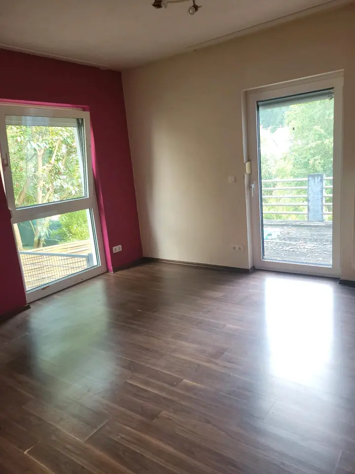 4 Zimmer Haus mit 126 m² in Siegen – Bild 1