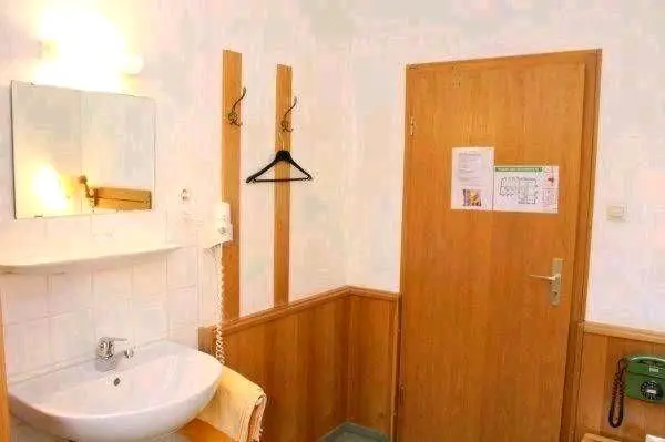 WG-Zimmer mit 20 m² in Stuttgart – Bild 8