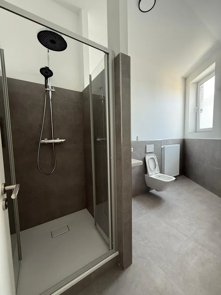 6 Zimmer Wohnung mit 135 m² in Troisdorf – Bild 3