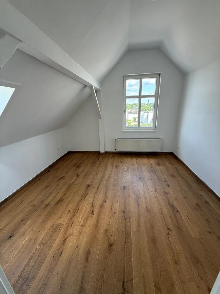 6 Zimmer Wohnung mit 135 m² in Troisdorf – Bild 10