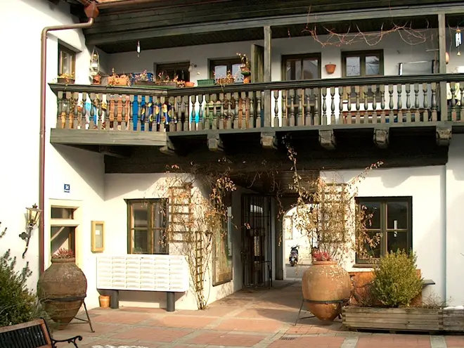 2 Zimmer Wohnung mit 72 m² in Regensburg – Bild 1